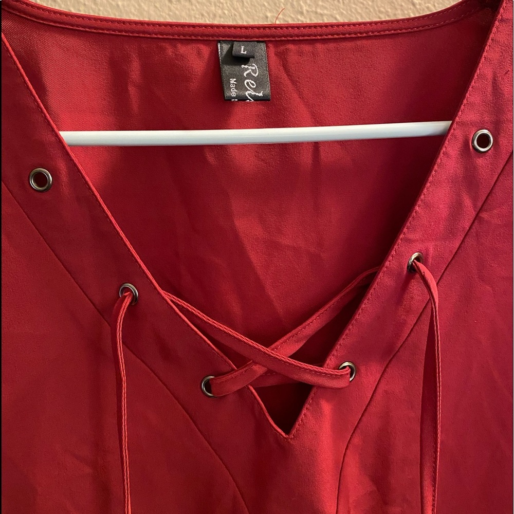 Red blouse - Picture 2 of 3